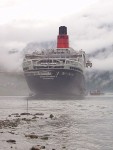 QE2 @ wikipedia.org
© Sgm
QE2 Geiranger Fjord Norwegen.jpg