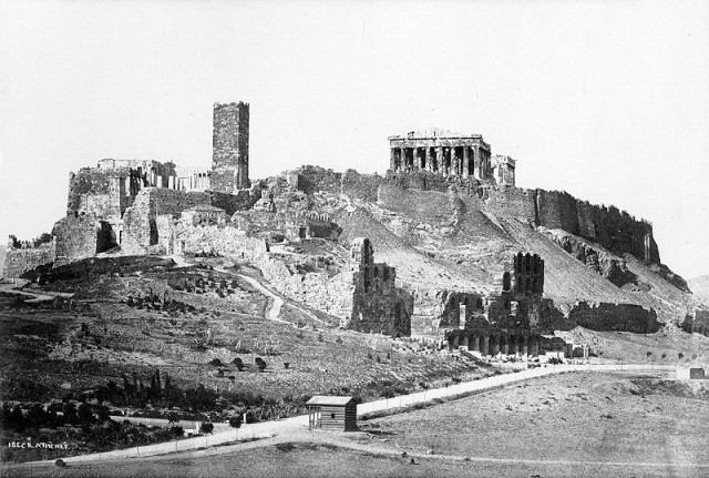 Akropolis Athen 1872 @ wikipedia.org
public domain, H. Beck. Original uploader was Bender235 at de.wikipedia